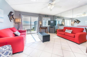 Holiday Surf & Racquet Club 516